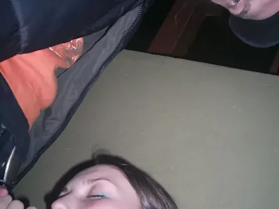 Девушка отсосала подъезде картинка 9114