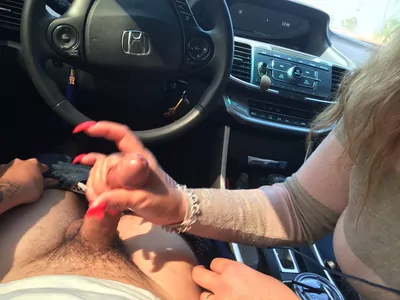 Частное отсосала в машине картинка 10228